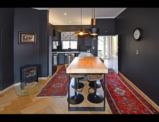2 BEDROOM APARTMENT FOR SALE IN MELROSE NORTH